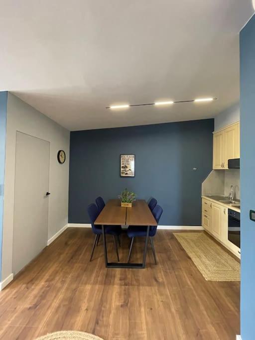 Voyage Penthouse Apartment ติรานา ภายนอก รูปภาพ